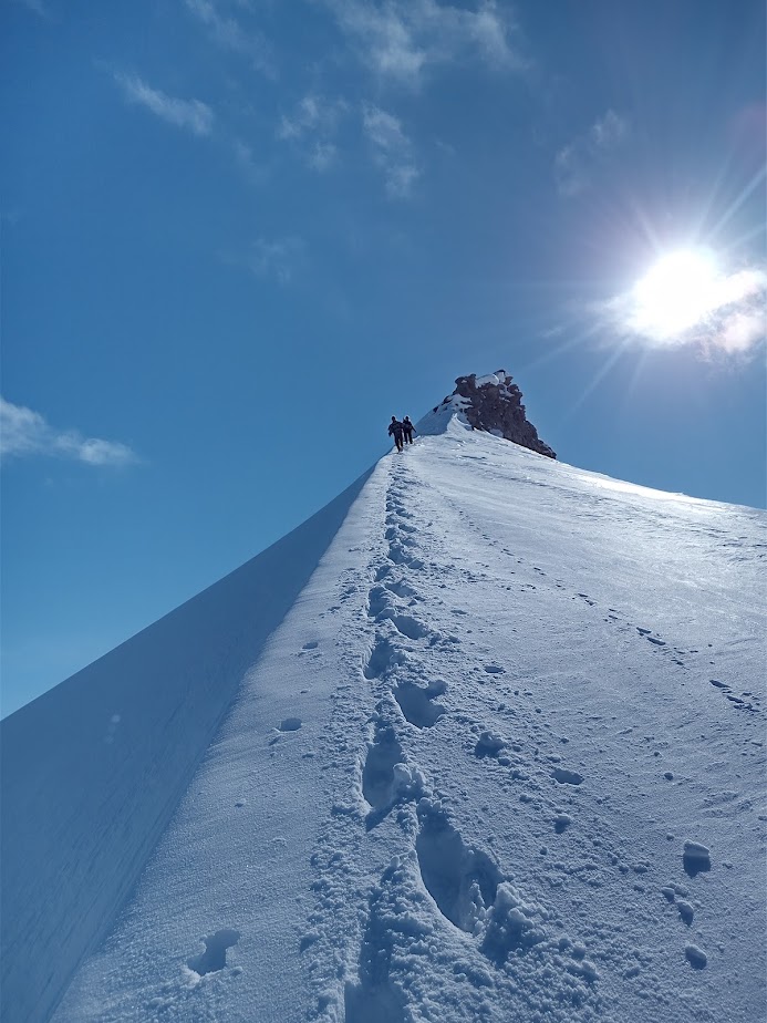 Descent from Lars Hiertafjellet